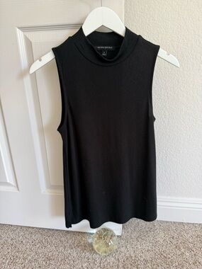 Banana Republic Black Sleeveless Mock Neck Tank - Size Small - EUC!